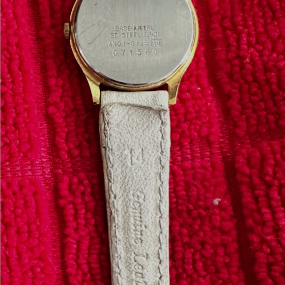 Vintage Seiko Miney Mouse Watch. Highly collectible. No longer made - Picture 5 of 5